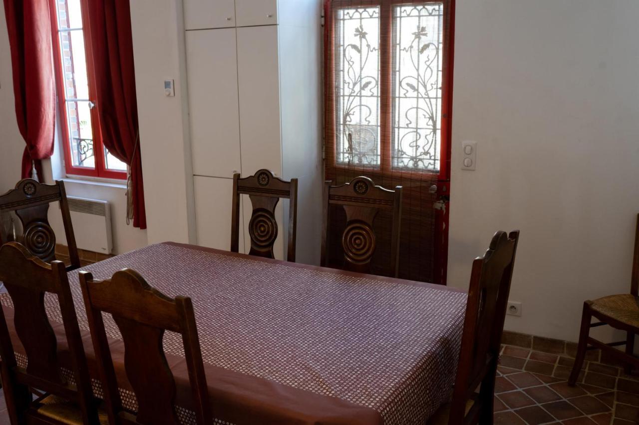 La Maison Rouge Saint-Sauveur-en-Puisaye Eksteriør bilde